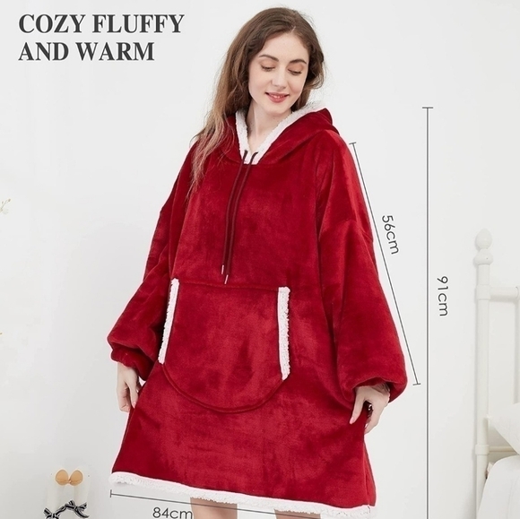 Viviland Tops - Viviland Brick Red Sweatshirt Sherpa Blanket NEW!